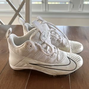 Girls youth lacrosse cleats, Nike sz 1